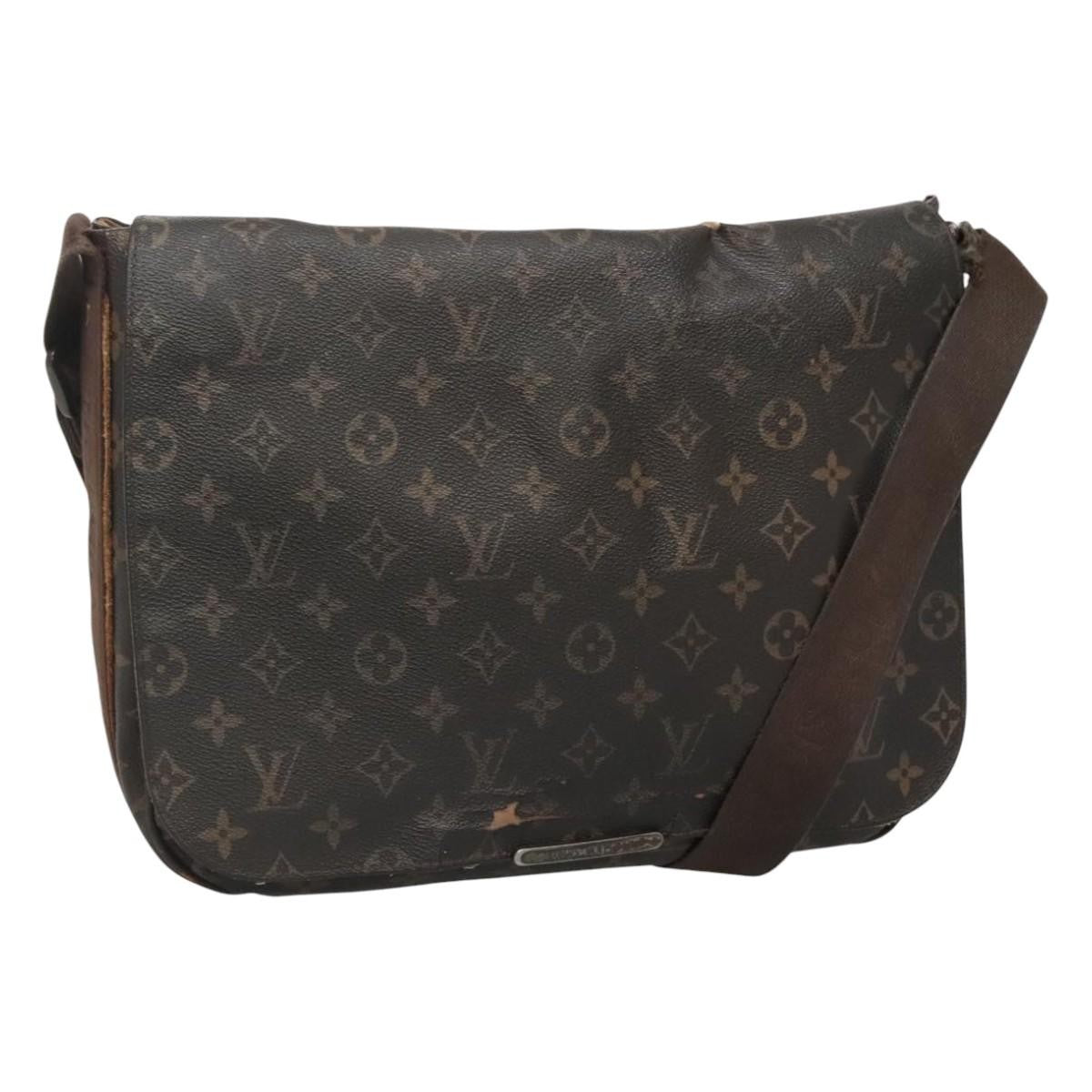 Louis Vuitton LOUIS VUITTON Monogram Messenger MM Beaubourg Shoulder Bag M97038 LV Authentic mr1109