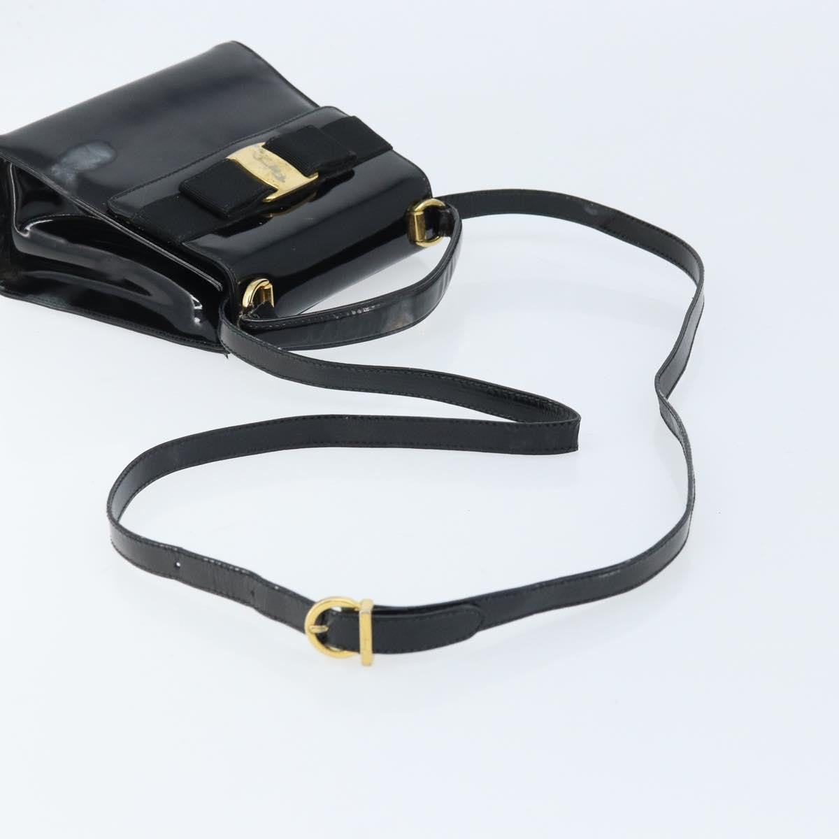 Salvatore Ferragamo Salvatore Ferragamo Vala Hand Bag Patent leather 2way Black Gold Authentic LNZ738