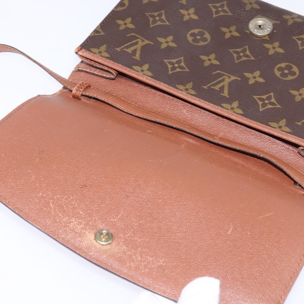Louis Vuitton LOUIS VUITTON Monogram Bordeaux 27 Shoulder Bag M51797 LV Authentic 143318