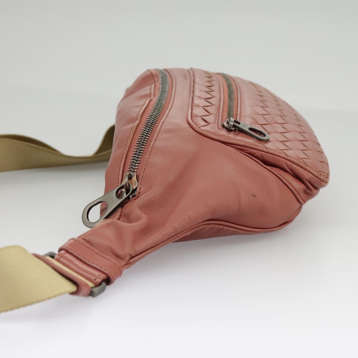 BOTTEGAVENETA BOTTEGAVENETA BOTTEGA VENETA Waist bag Leather Pink Authentic am7105