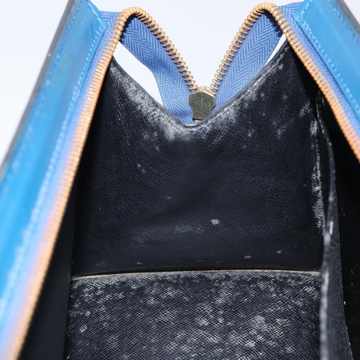 Louis Vuitton LOUIS VUITTON Epi Sac Triangle Hand Bag Blue M52095 LV Authentic 164160