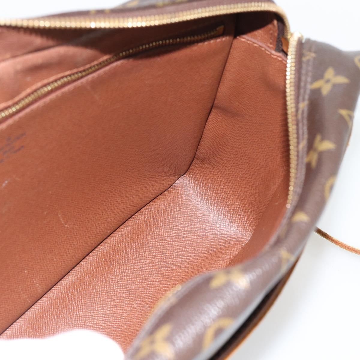 Louis Vuitton LOUIS VUITTON Monogram Trocadero 27 Shoulder Bag M51274 LV Authentic 181187