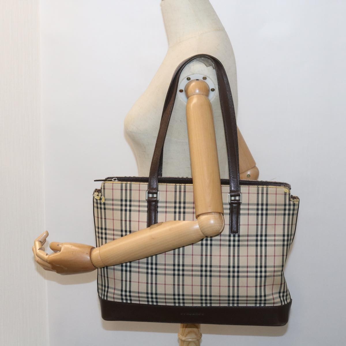 Burberry BURBERRY Nova Check Tote Bag Canvas Beige Authentic 56398