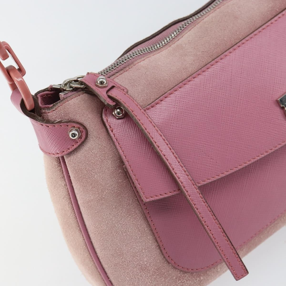 Salvatore Ferragamo Salvatore Ferragamo Gancini Shoulder Bag Suede Pink Silver Authentic 166453