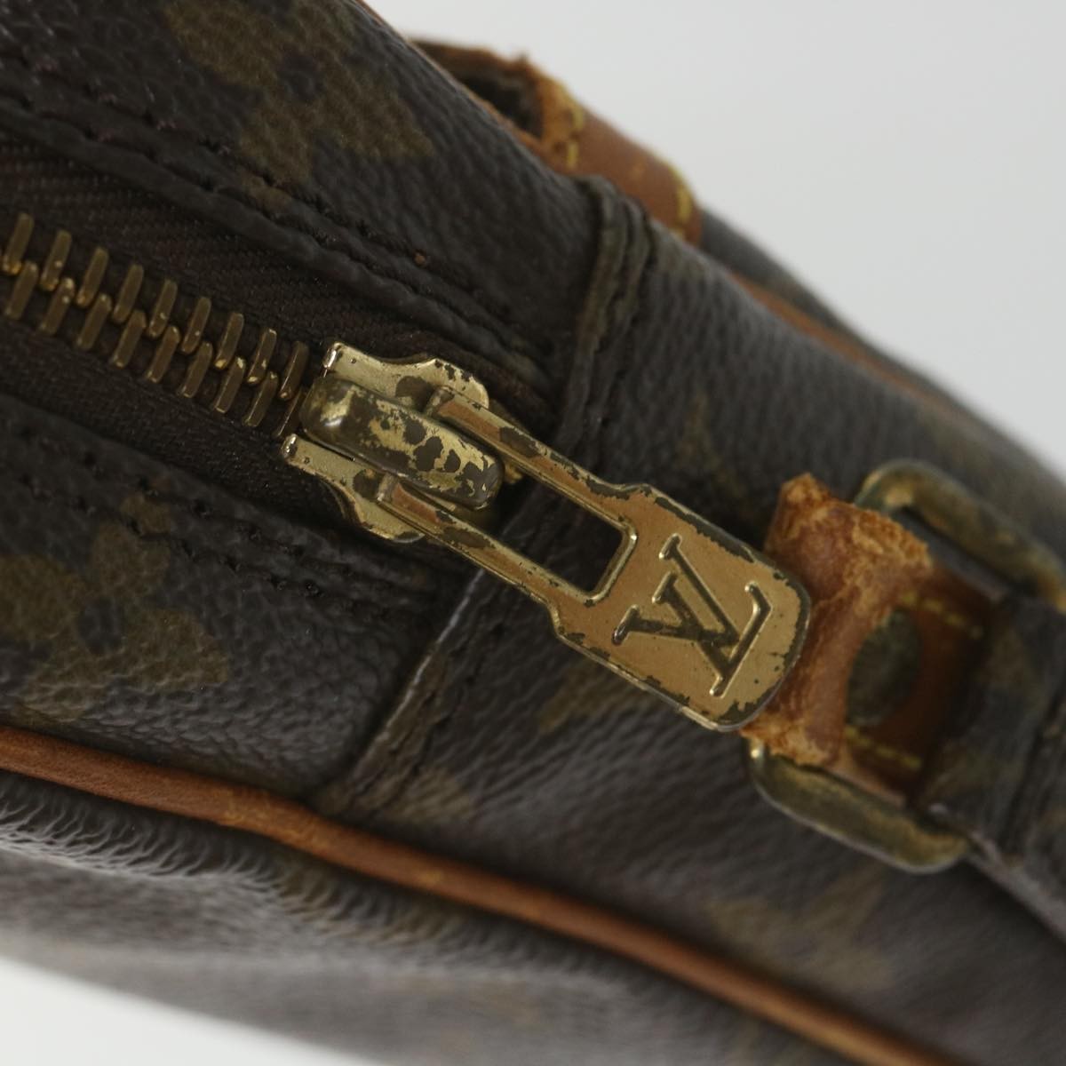 Louis Vuitton LOUIS VUITTON Monogram Danube Shoulder Bag M45266 LV Authentic 57436