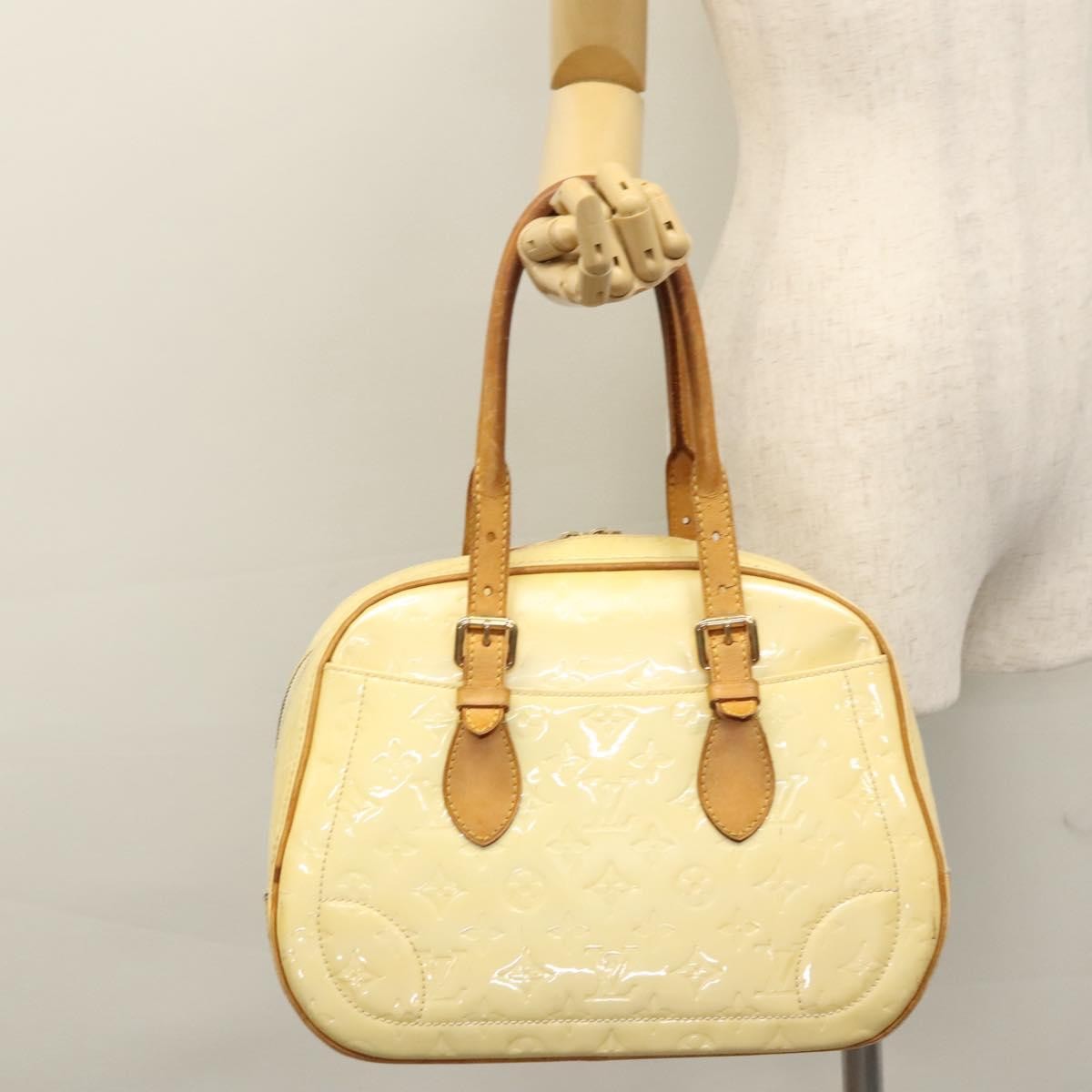 Louis Vuitton LOUIS VUITTON Monogram Vernis Summit Drive Hand Bag Perle M93514 LV Authentic EC278
