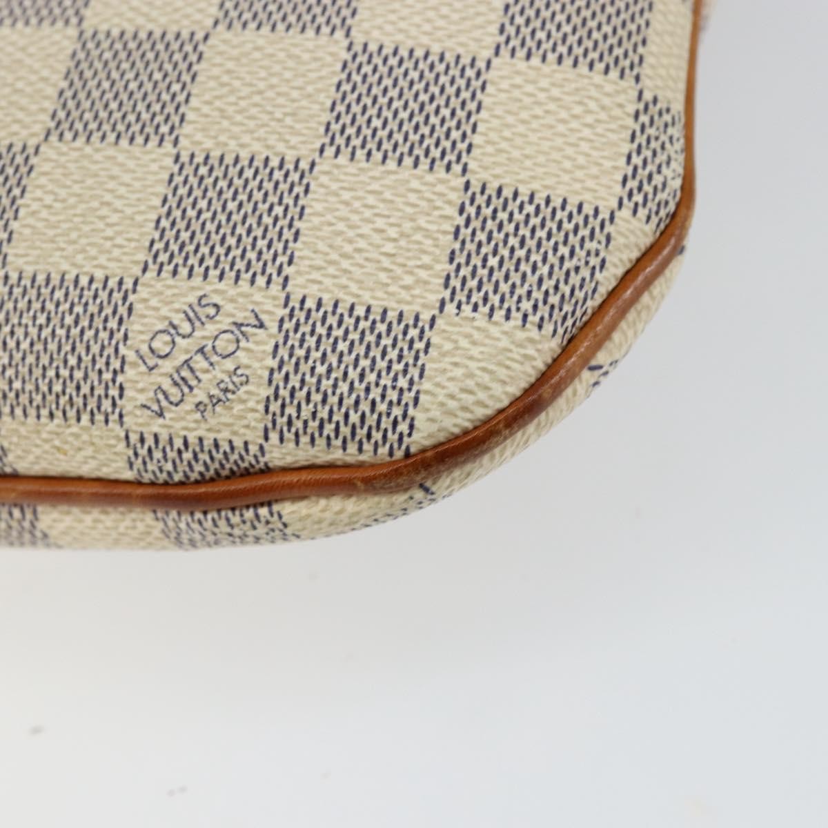 Louis Vuitton LOUIS VUITTON Damier Azur Pochette Bosphore Shoulder Bag N51112 LV Authentic BA7009