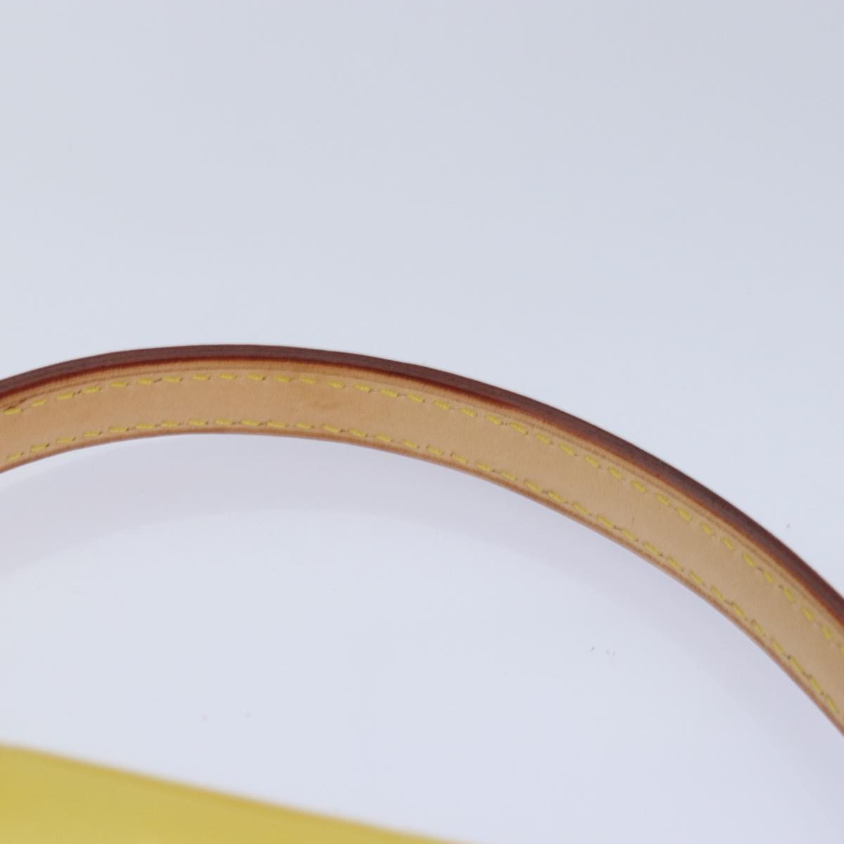 Louis Vuitton LOUIS VUITTON Monogram Vernis Spring Street Bag Lime Yellow M91068 Authentic 86715