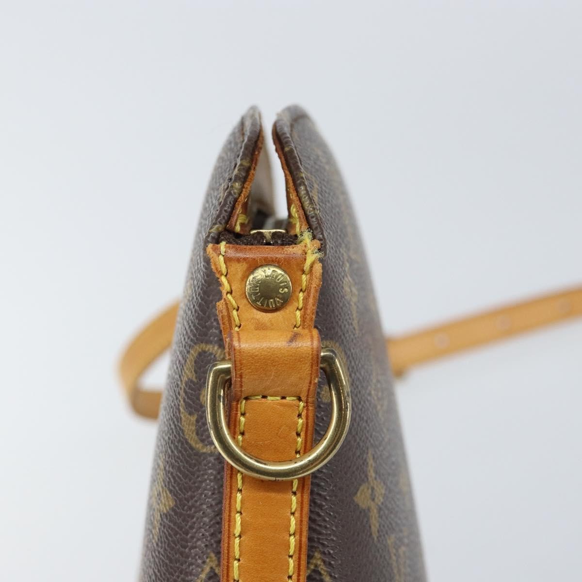 Louis Vuitton LOUIS VUITTON Monogram Drouot Shoulder Shoulder Bag M51290 LV Authentic 161944