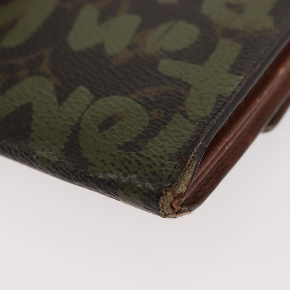 Louis Vuitton LOUIS VUITTON Graffiti Porte Monnaie Credit Wallet Khaki M92188 Authentic ARZ914 Bag