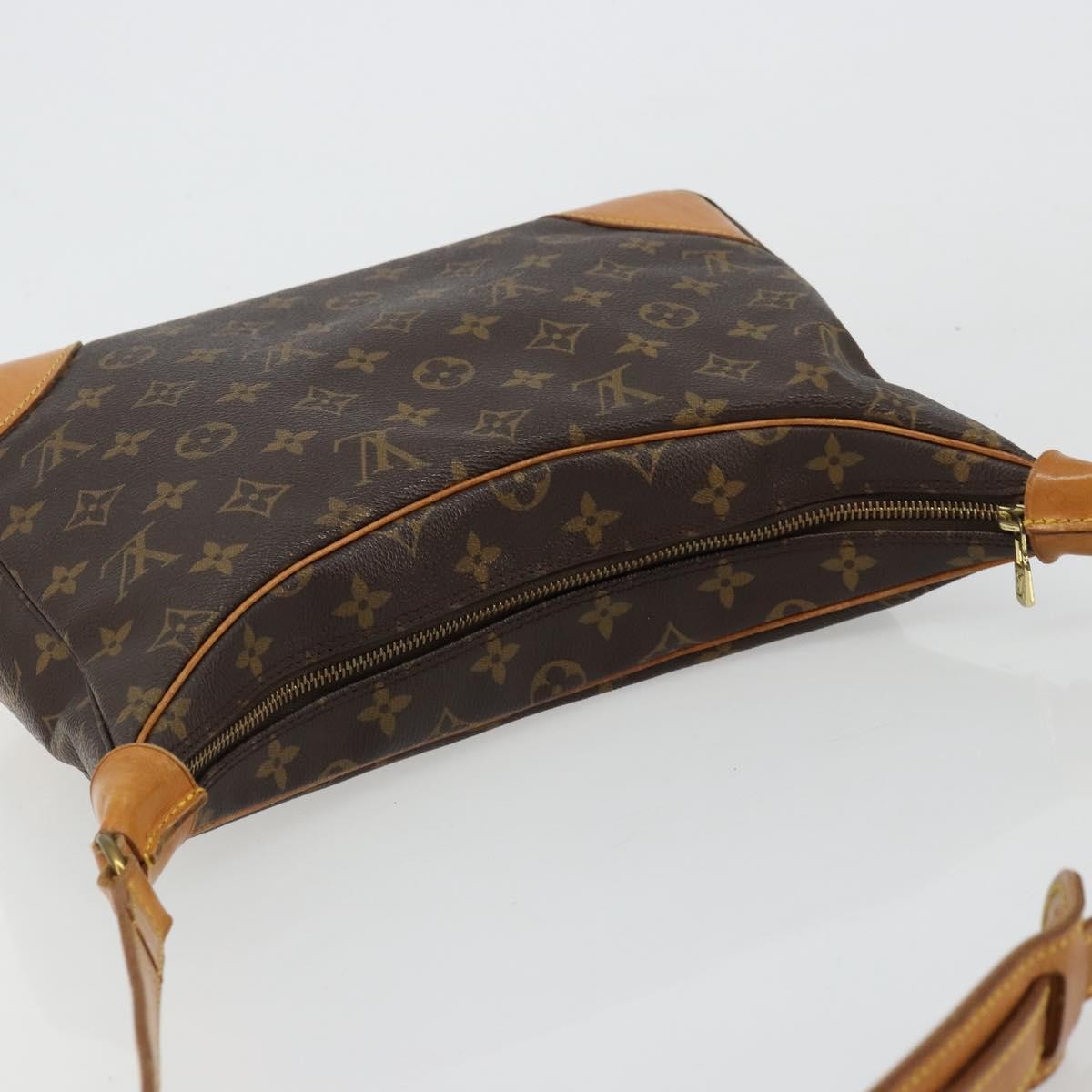 Louis Vuitton LOUIS VUITTON Monogram Boulogne 30 Shoulder Bag M51265 LV Authentic 178141