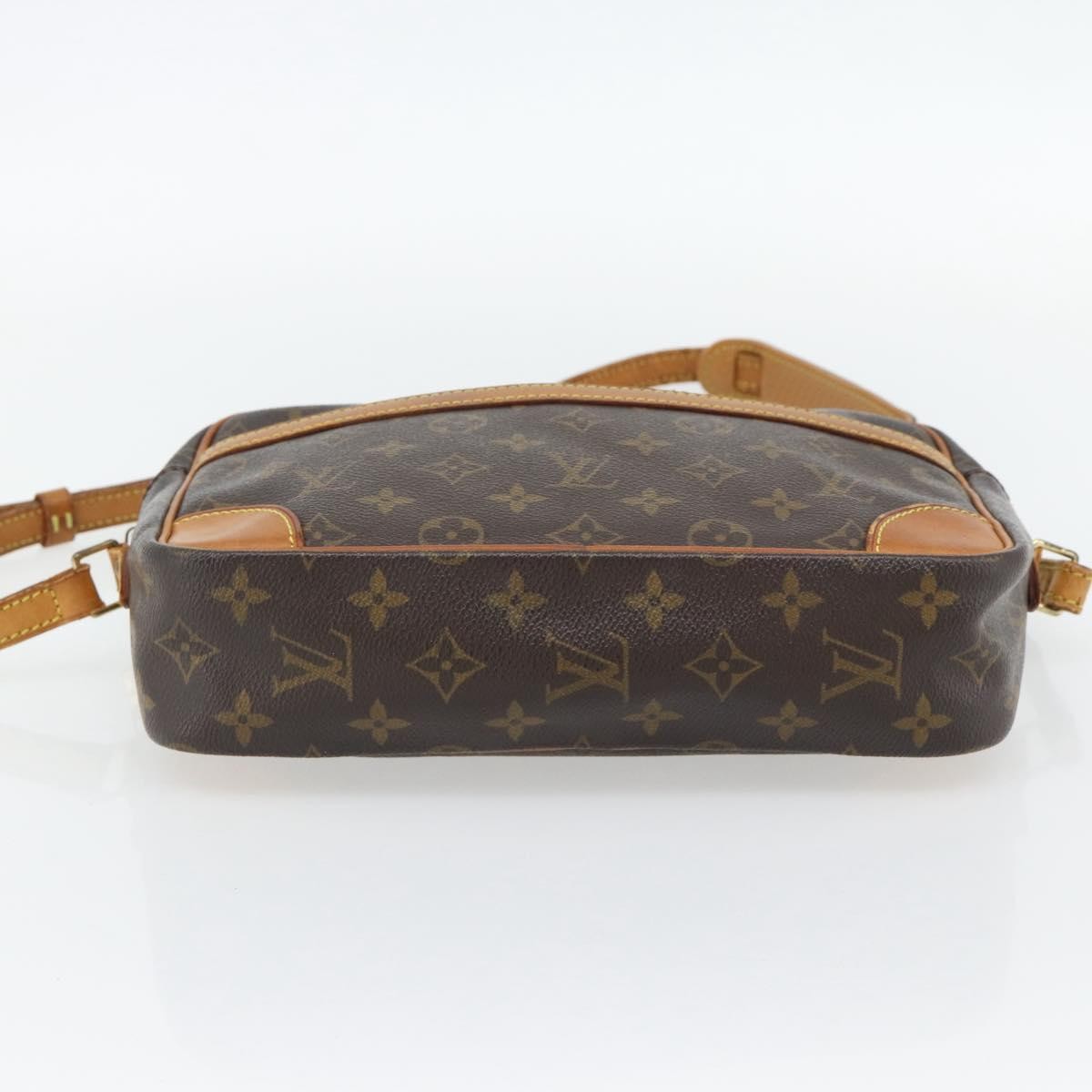Louis Vuitton LOUIS VUITTON Monogram Trocadero 27 Shoulder Bag M51274 LV Authentic 181644