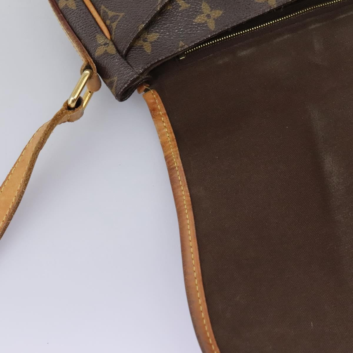 Louis Vuitton LOUIS VUITTON Monogram Menilmontant MM Shoulder Bag M40473 LV Authentic 119173