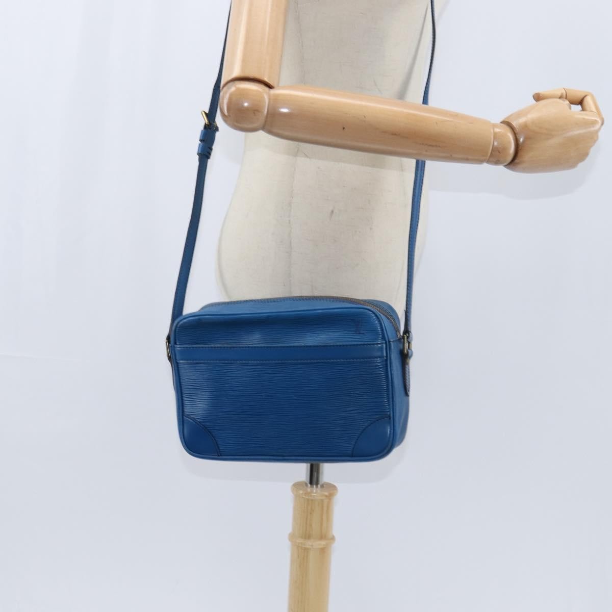 Louis Vuitton LOUIS VUITTON Epi Trocadero 23 Shoulder Bag Blue M52305 LV Authentic 150255