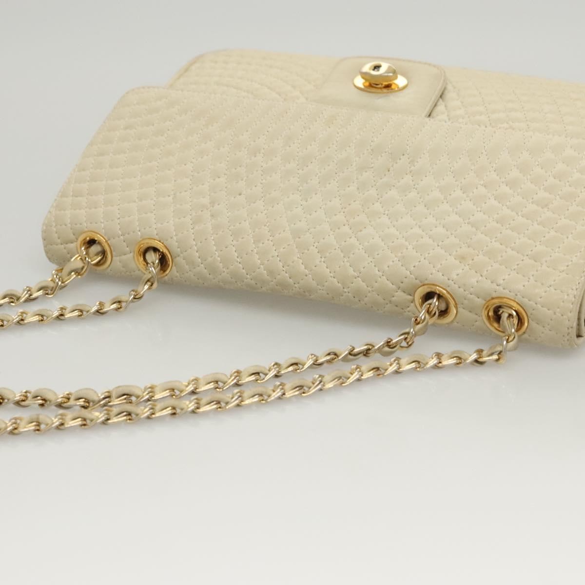 BALLY BALLY Chain Shoulder Bag Leather White Gold Authentic 124788