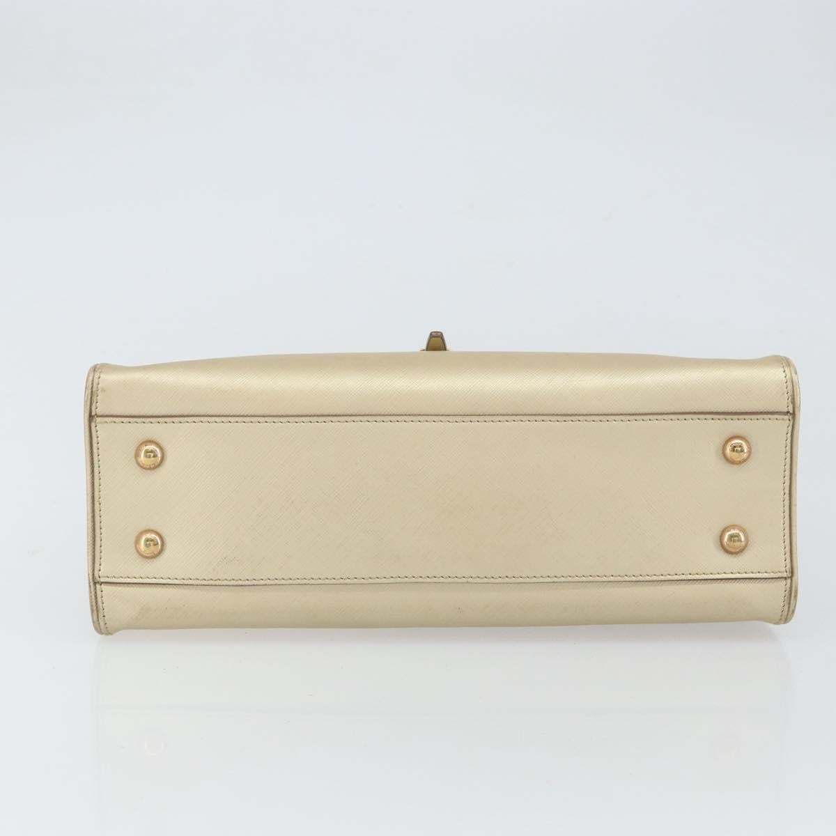 Salvatore Ferragamo Salvatore Ferragamo Gancini Shoulder Bag Leather Gold Authentic 162322
