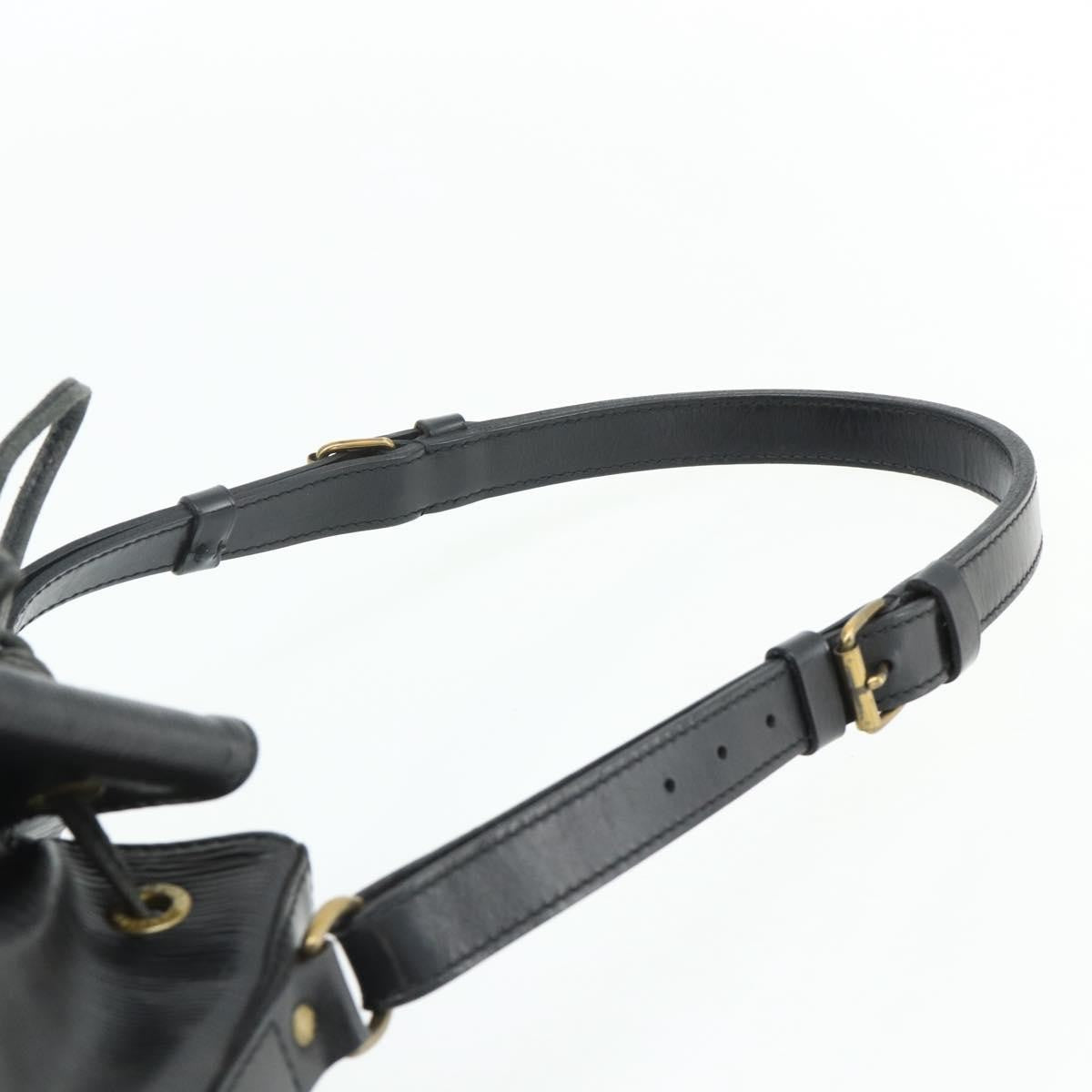 Louis Vuitton LOUIS VUITTON Epi Noe Shoulder Bag Black M44002 LV Authentic ka4110