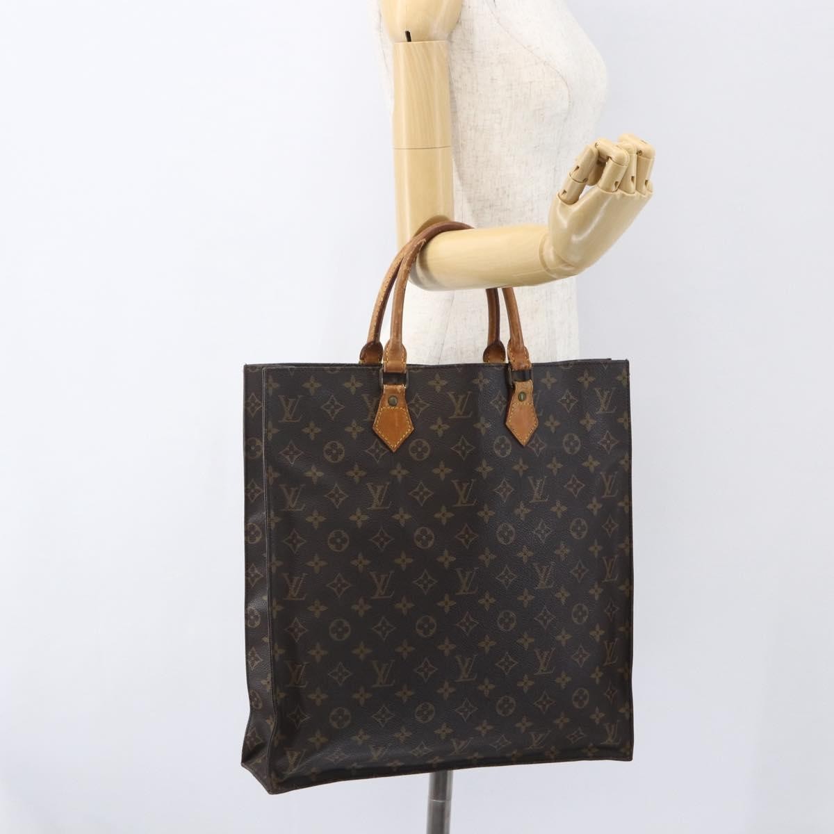 Louis Vuitton LOUIS VUITTON Monogram Sac Plat Hand Bag M51140 LV Authentic 162736