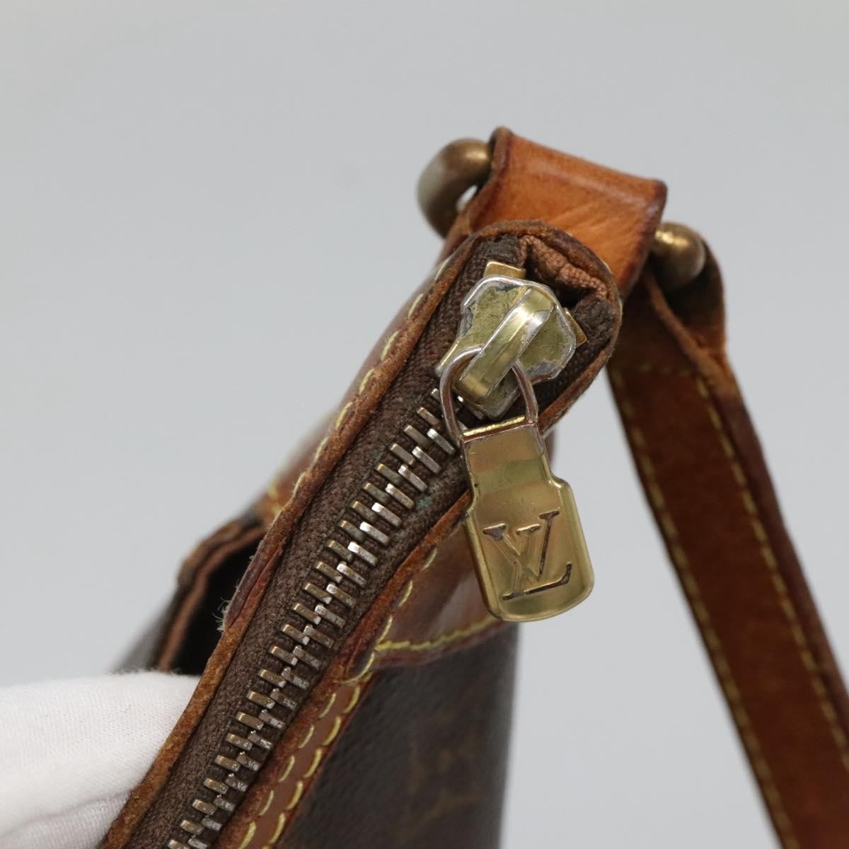 Louis Vuitton LOUIS VUITTON Monogram Odeon PM Shoulder Bag M56390 LV Authentic 142153