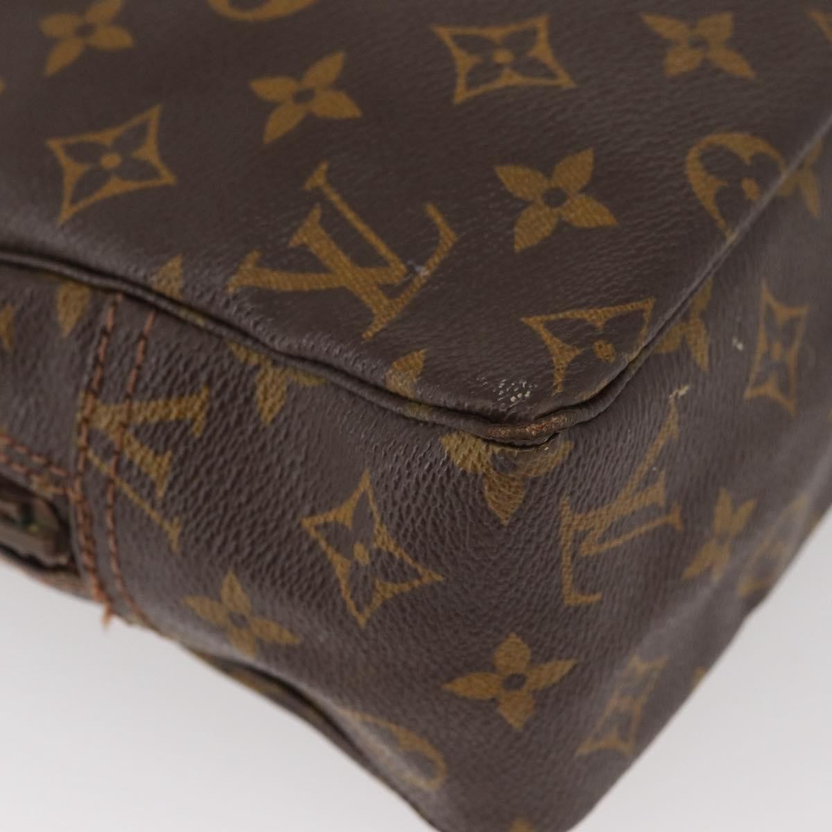 Louis Vuitton LOUIS VUITTON Monogram Trousse Toilette 28 Clutch Bag M47522 LV Authentic YKZ381