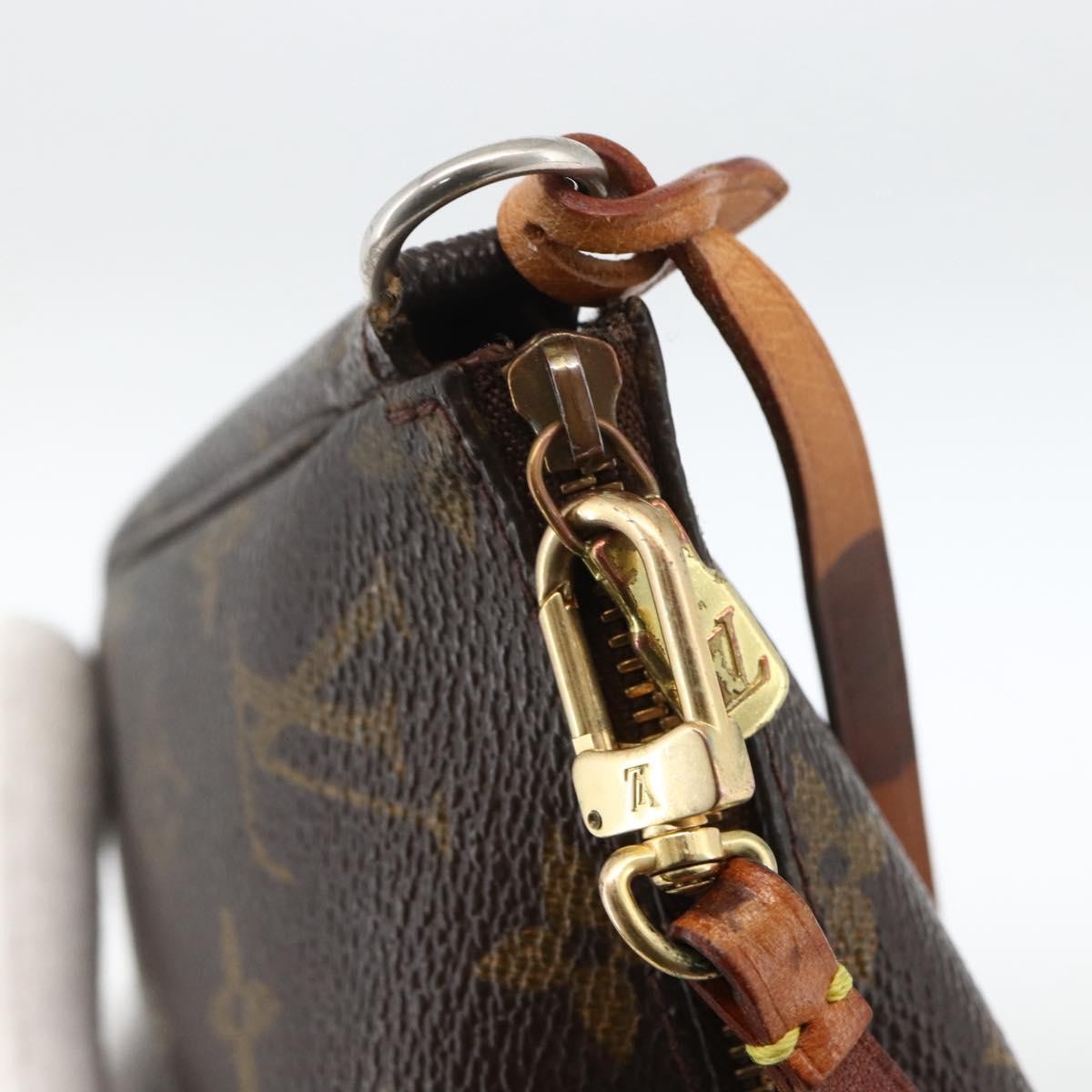 Louis Vuitton LOUIS VUITTON Monogram Pochette Accessoires Pouch M51980 LV Authentic bs33751 Bag