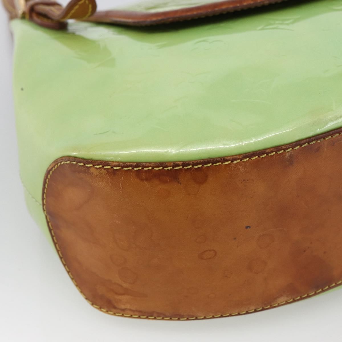 Louis Vuitton LOUIS VUITTON Vernis Biscayne Bay GM Shoulder Bag Peppermint M91285 Authentic LNZ031