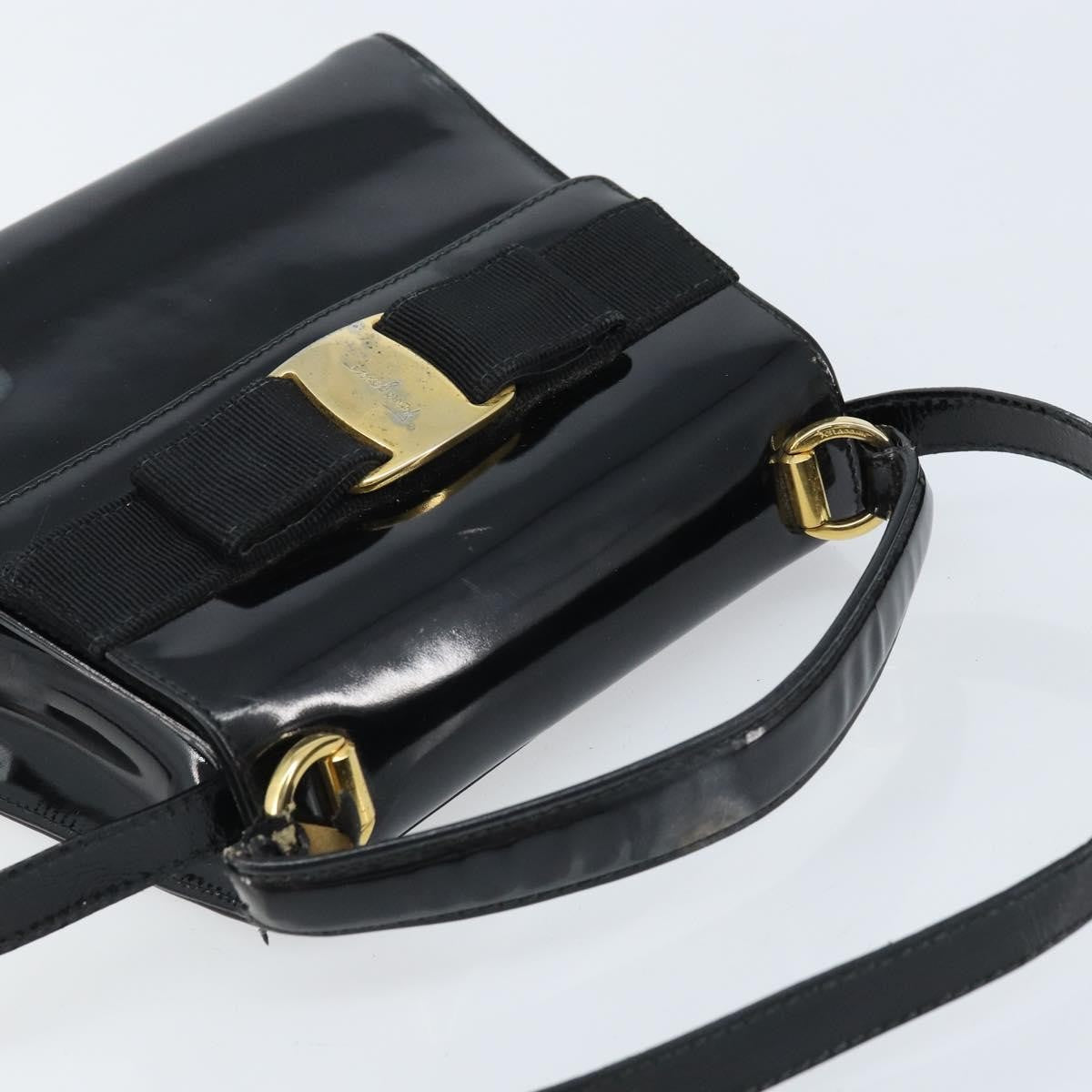 Salvatore Ferragamo Salvatore Ferragamo Vala Hand Bag Patent leather 2way Black Gold Authentic LNZ738