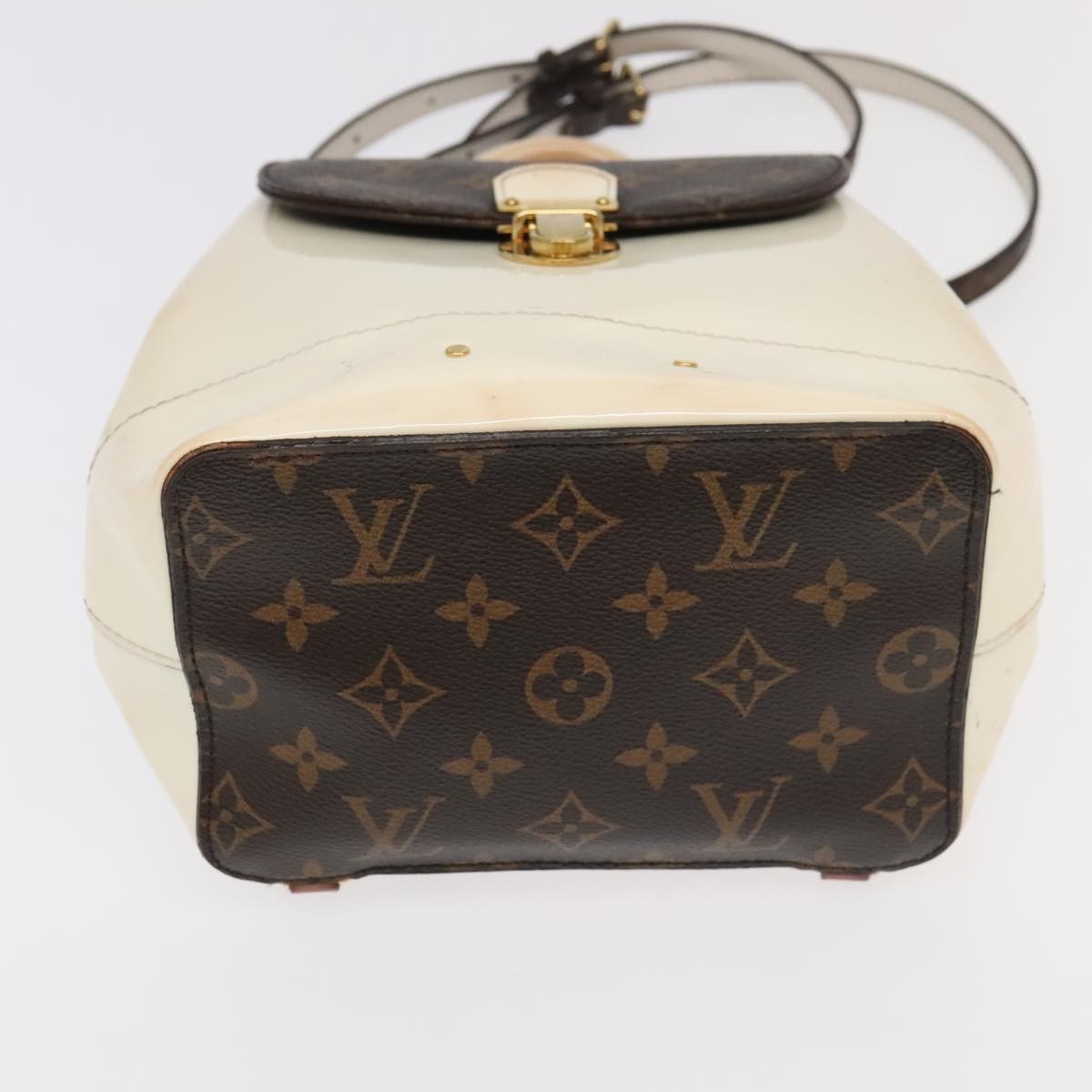 Louis Vuitton LOUIS VUITTON Monogram Vernis Hot Spring Snow Backpack White M53548 Authentic 99762 Bag