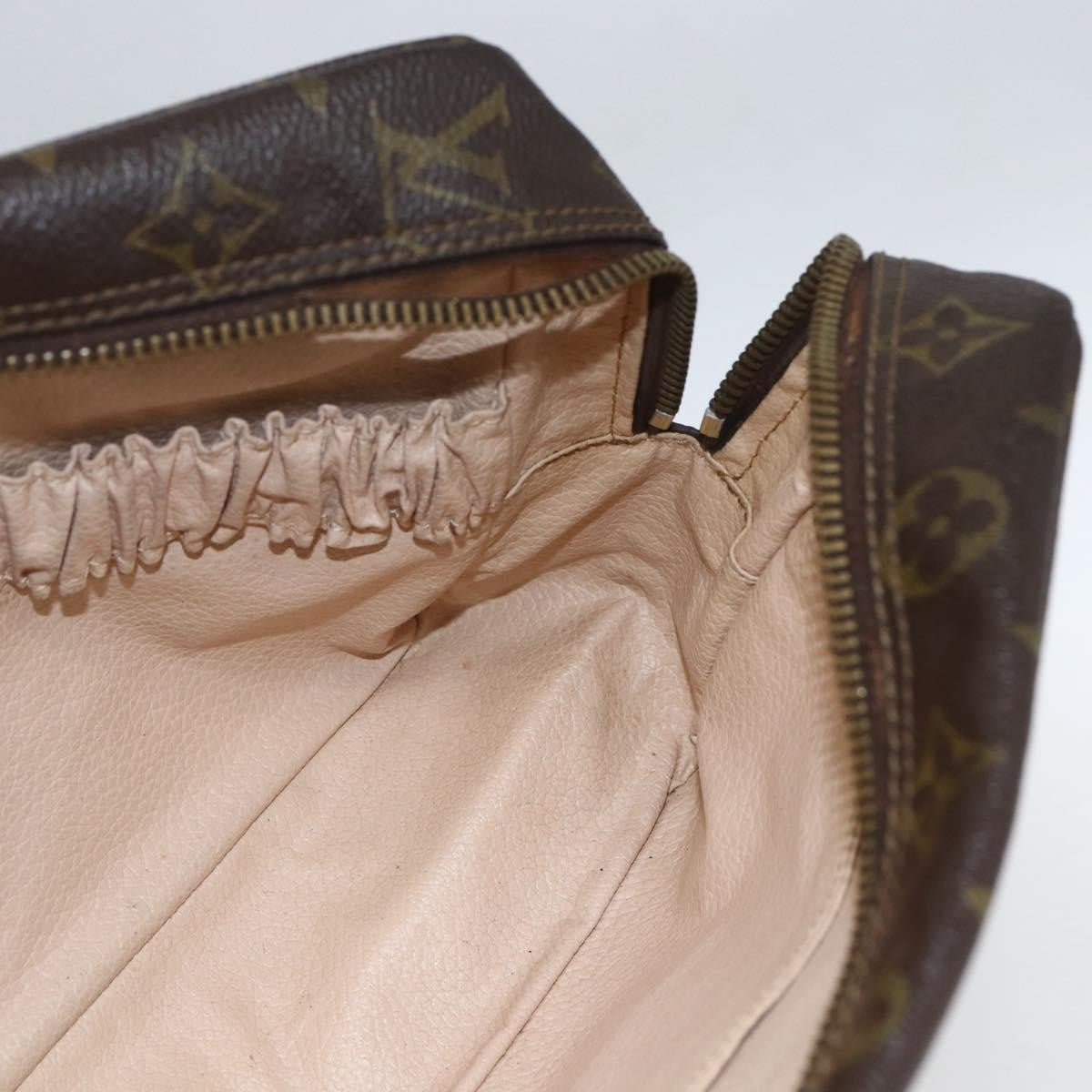 Louis Vuitton LOUIS VUITTON Monogram Trousse Toilette 28 Clutch Bag M47522 LV Authentic 161304
