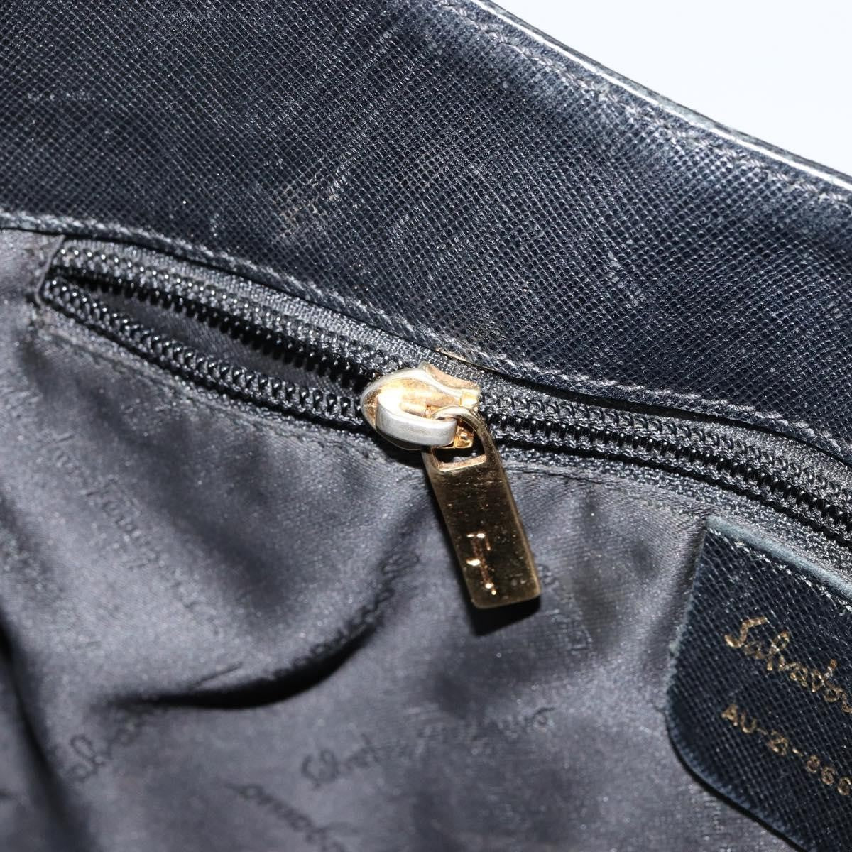 Salvatore Ferragamo Salvatore Ferragamo Gancini Shoulder Bag Leather Black Gold Authentic BA8226