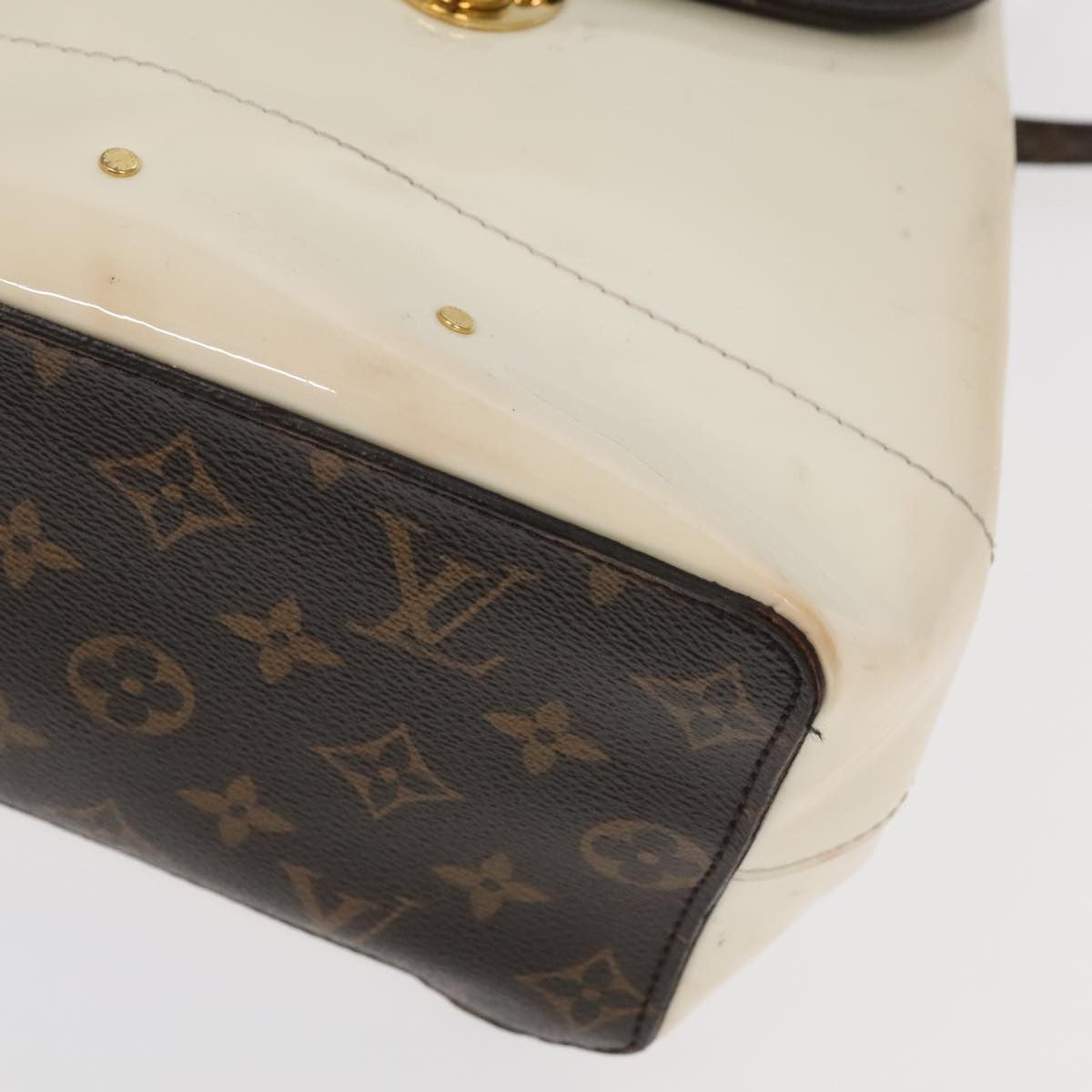 Louis Vuitton LOUIS VUITTON Monogram Vernis Hot Spring Snow Backpack White M53548 Authentic 99762 Bag