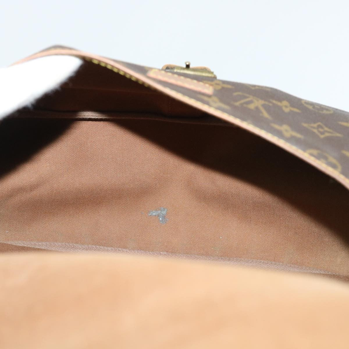 Louis Vuitton LOUIS VUITTON Monogram Saumur 35 Shoulder Bag M42254 LV Authentic th3916