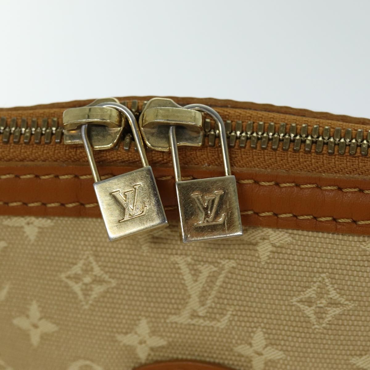 Louis Vuitton LOUIS VUITTON Monogram Mini Kabamari Kate Tote Bag Beige M92492 LV Authentic 73754