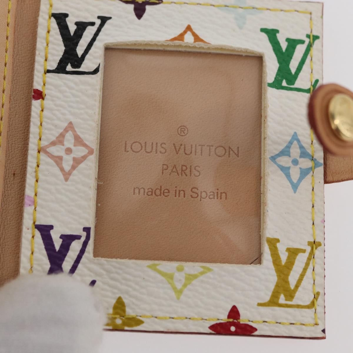 Louis Vuitton LOUIS VUITTON Multicolor Porto Photo 4 Vole Photo Case White M58005 Authentic BAZ610V Bag