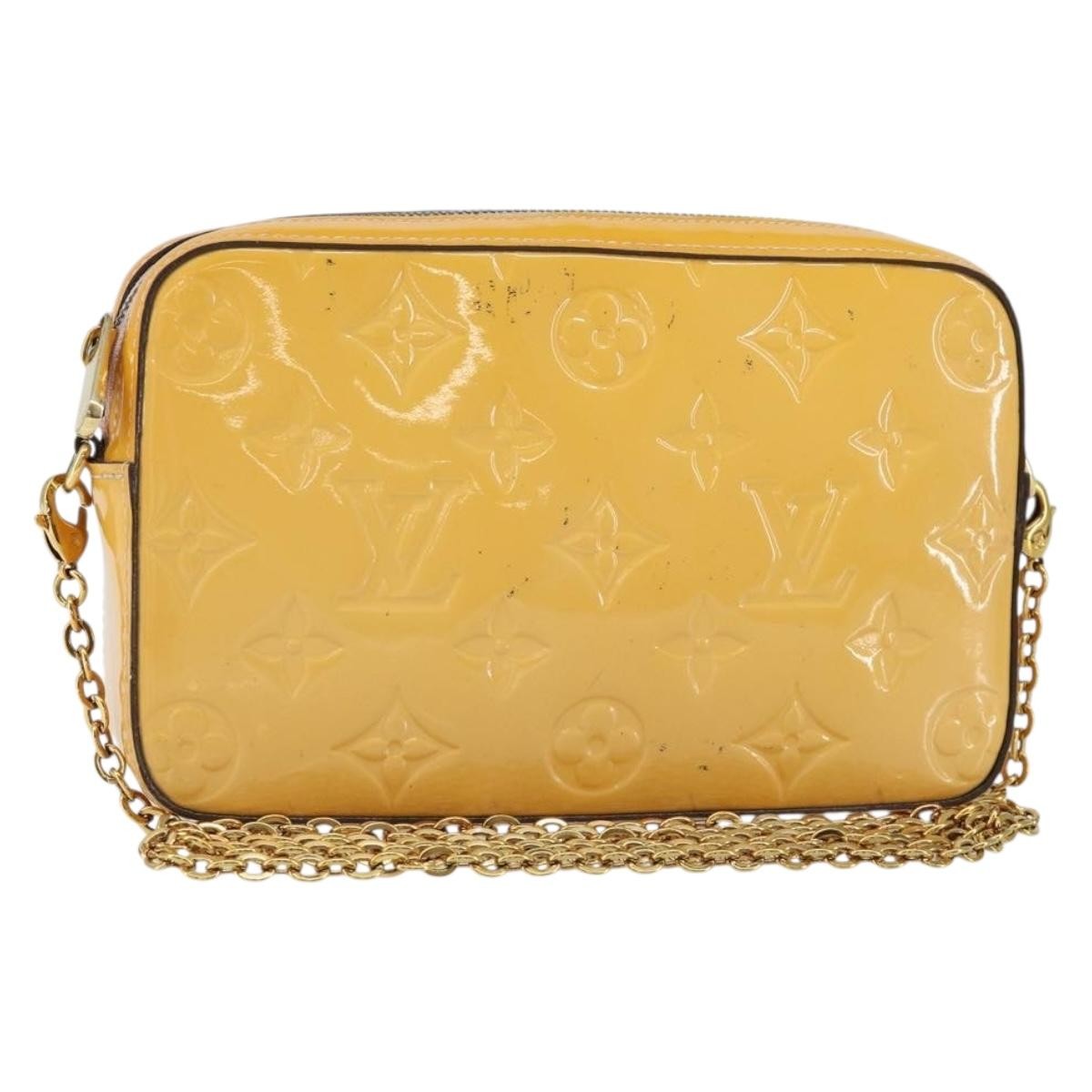 Louis Vuitton LOUIS VUITTON Monogram Vernis Camera Pouch Rose Valerine M64058 LV Authentic BA8067 Bag