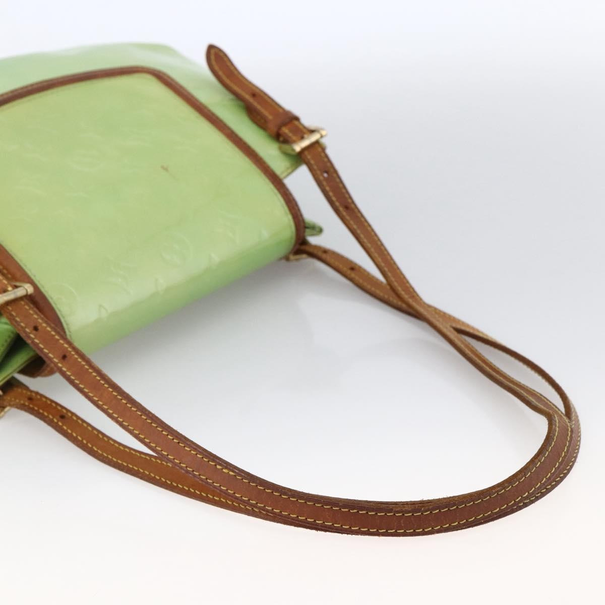 Louis Vuitton LOUIS VUITTON Vernis Biscayne Bay GM Shoulder Bag Peppermint M91285 Authentic LNZ031