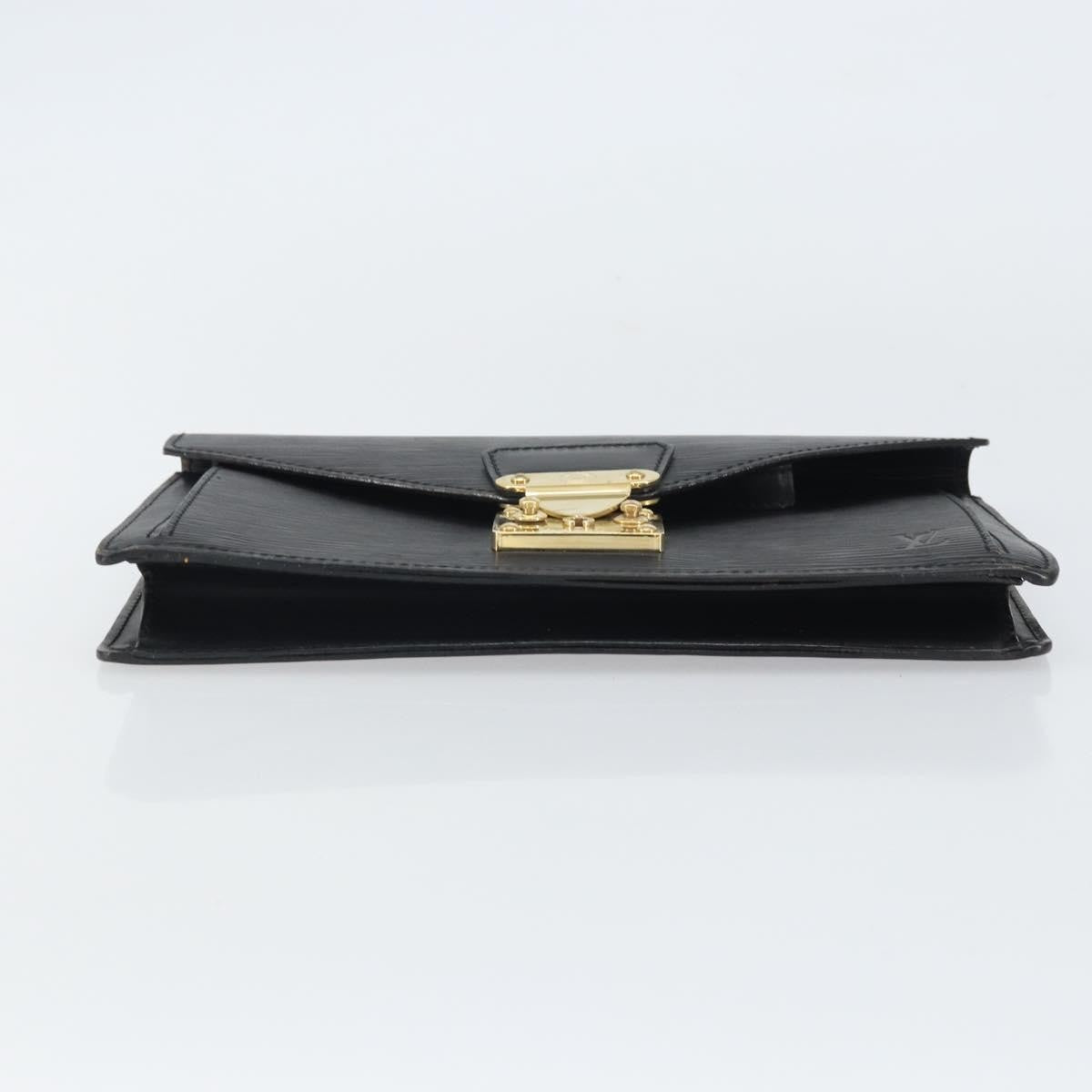 Louis Vuitton LOUIS VUITTON Epi Serie Dragonne Clutch Bag Black Noir M52612 LV Authentic BA9336