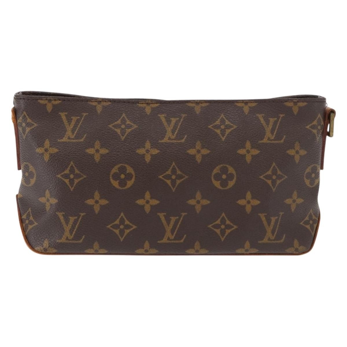 Louis Vuitton LOUIS VUITTON Monogram Trotteur Shoulder Bag M51240 LV Authentic 162436