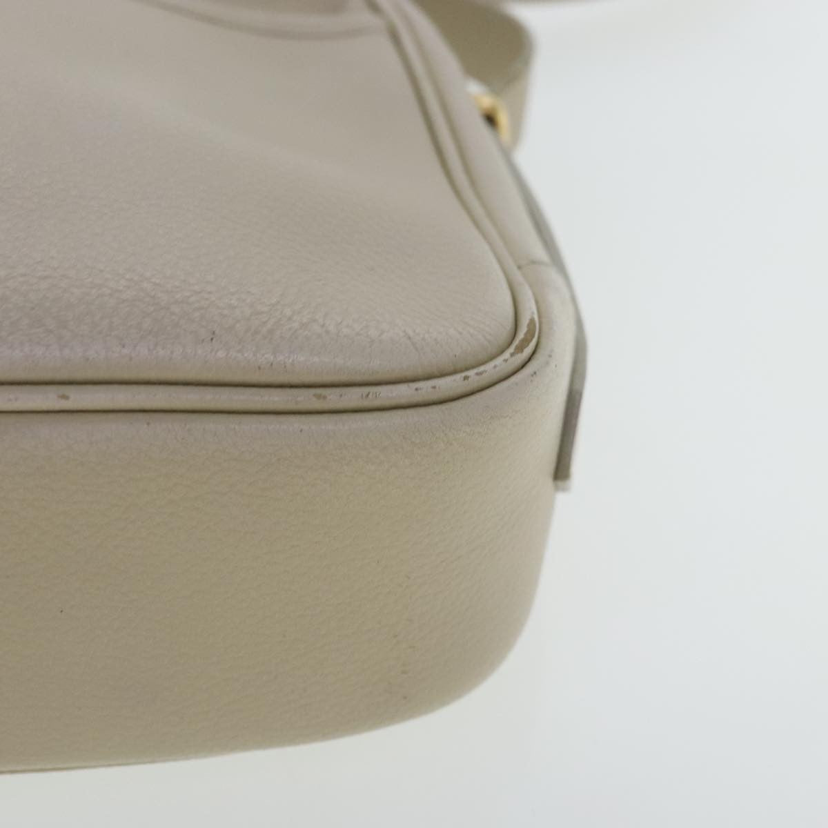Saint Laurent SAINT LAURENT Shoulder Bag Leather Beige Gold Authentic bs19024