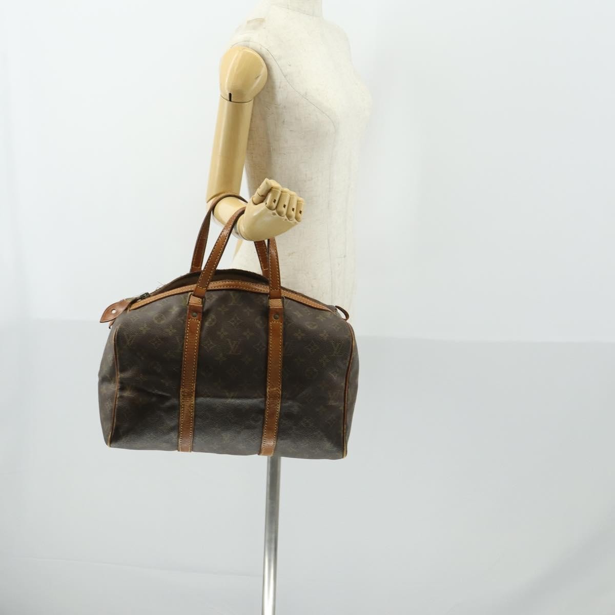 Louis Vuitton LOUIS VUITTON Monogram Sac Souple 35 Boston Bag M41626 LV Authentic BA9507