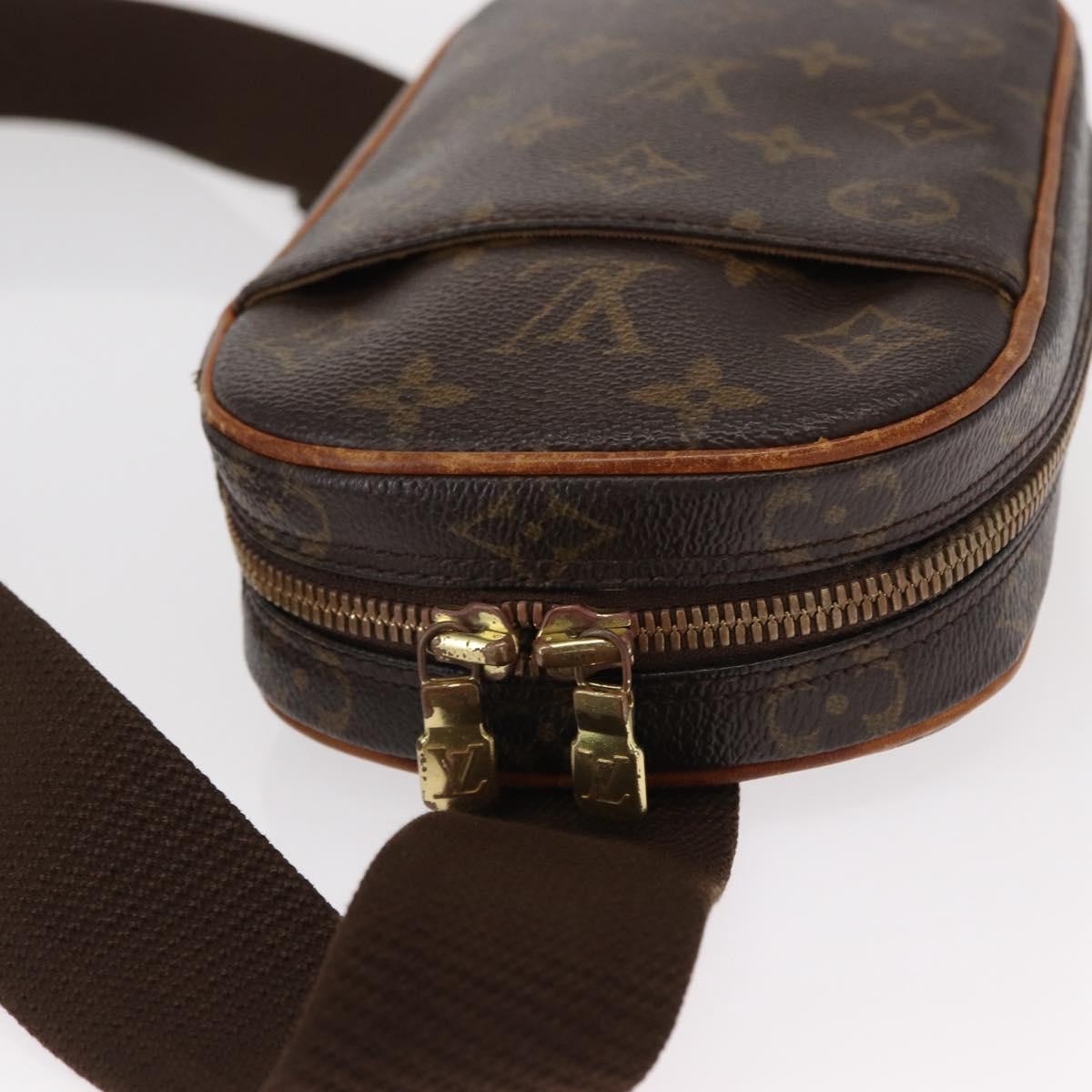 Louis Vuitton LOUIS VUITTON Monogram Pochette Gange Shoulder Bag M51870 LV Authentic 154356