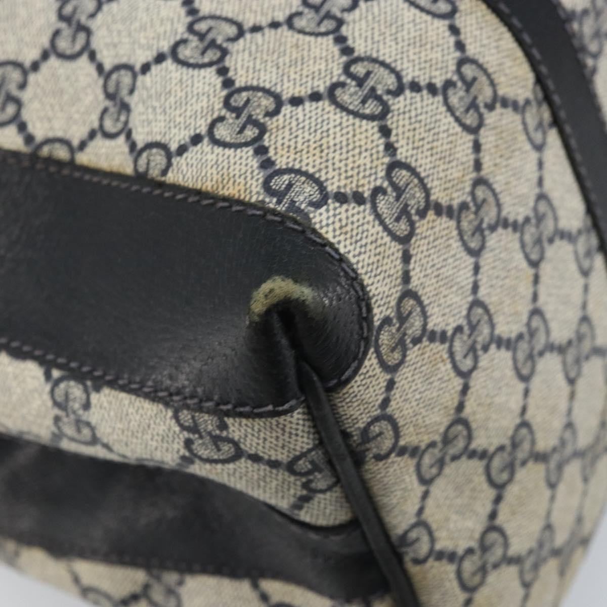 Gucci GUCCI GG Supreme Hand Bag PVC Navy Gold Authentic YKZ165