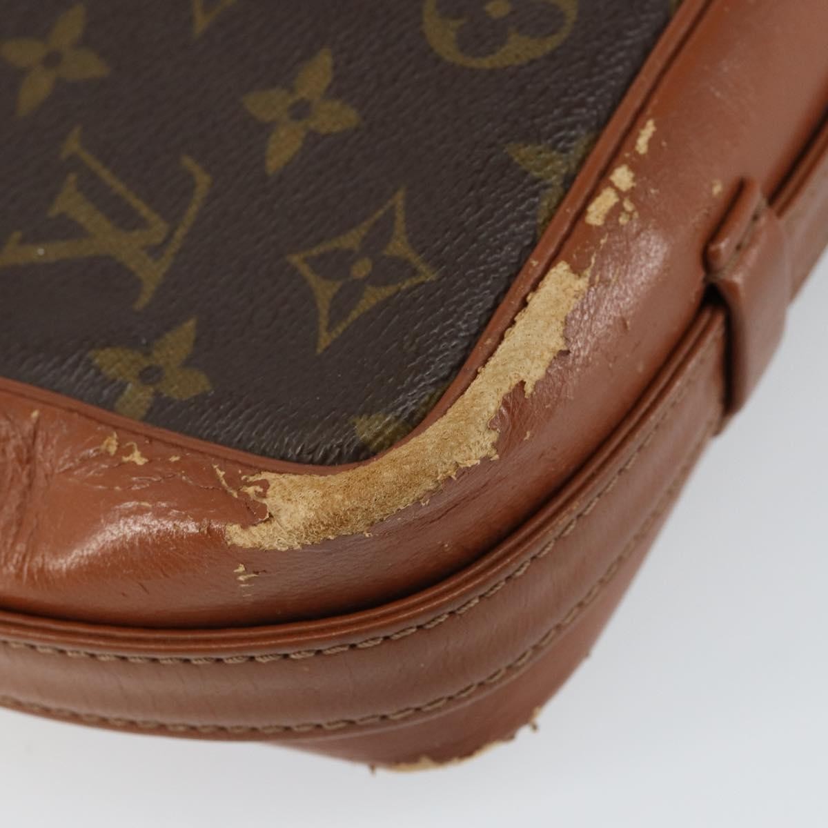 Louis Vuitton LOUIS VUITTON Monogram Sac Bandouliere Shoulder Bag M51364 LV Authentic 146404