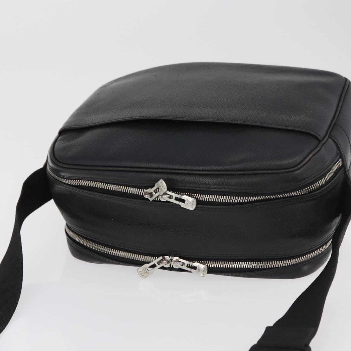Louis Vuitton LOUIS VUITTON Taiga Reporter PM Shoulder Bag Ardoise M30154 LV Authentic ka3928