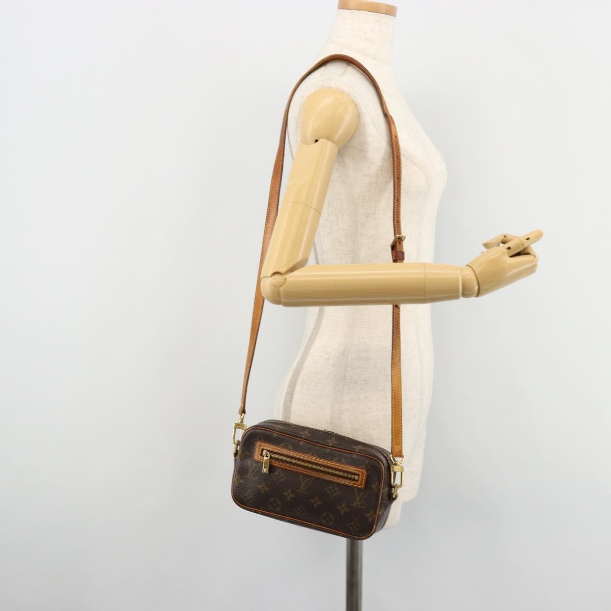 Louis Vuitton LOUIS VUITTON Monogram Pochette Cite Shoulder Bag M51183 LV Authentic 178042