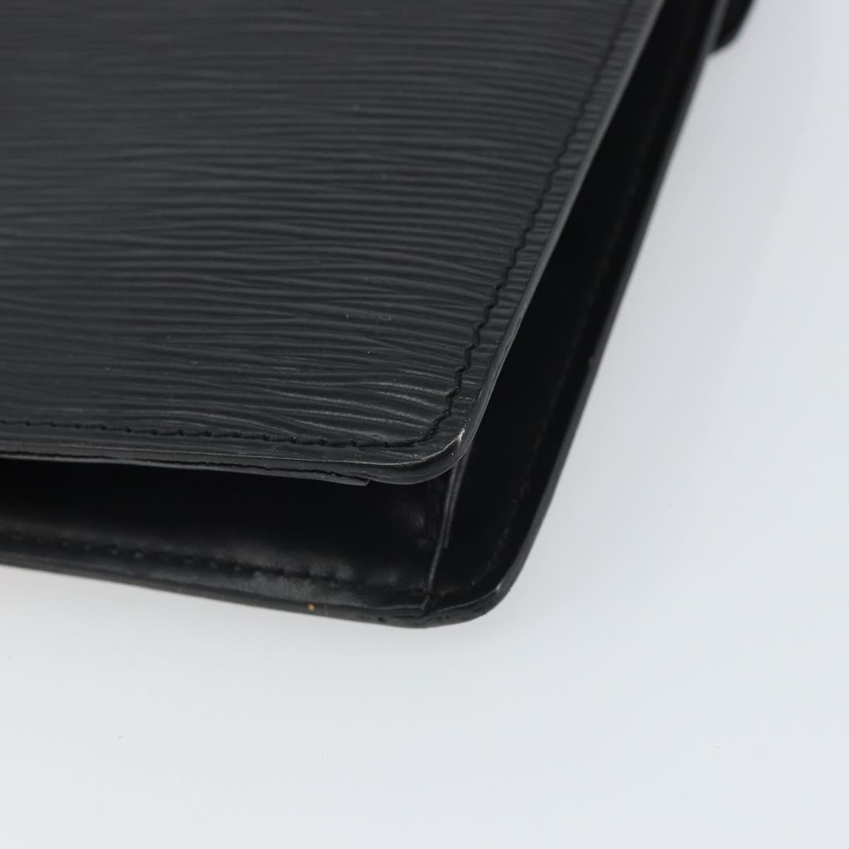 Louis Vuitton LOUIS VUITTON Epi Serie Dragonne Clutch Bag Black Noir M52612 LV Authentic BA9336