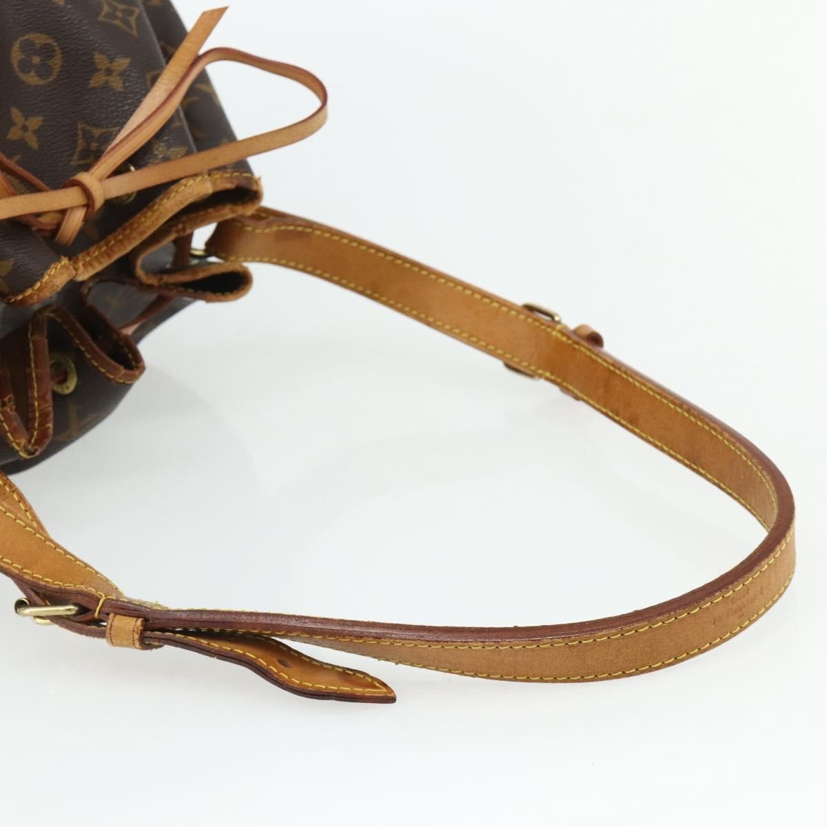 Louis Vuitton LOUIS VUITTON Monogram Petit Noe Shoulder Bag M42226 LV Authentic mr2448
