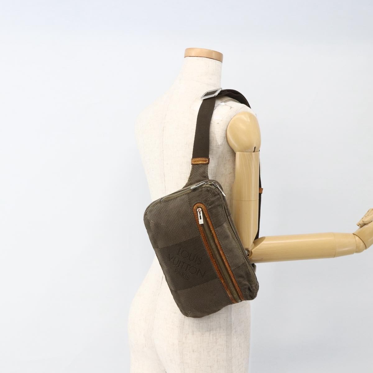 Louis Vuitton LOUIS VUITTON Damier Geant Arsch Body Bag Tail M93022 LV Authentic ka3170