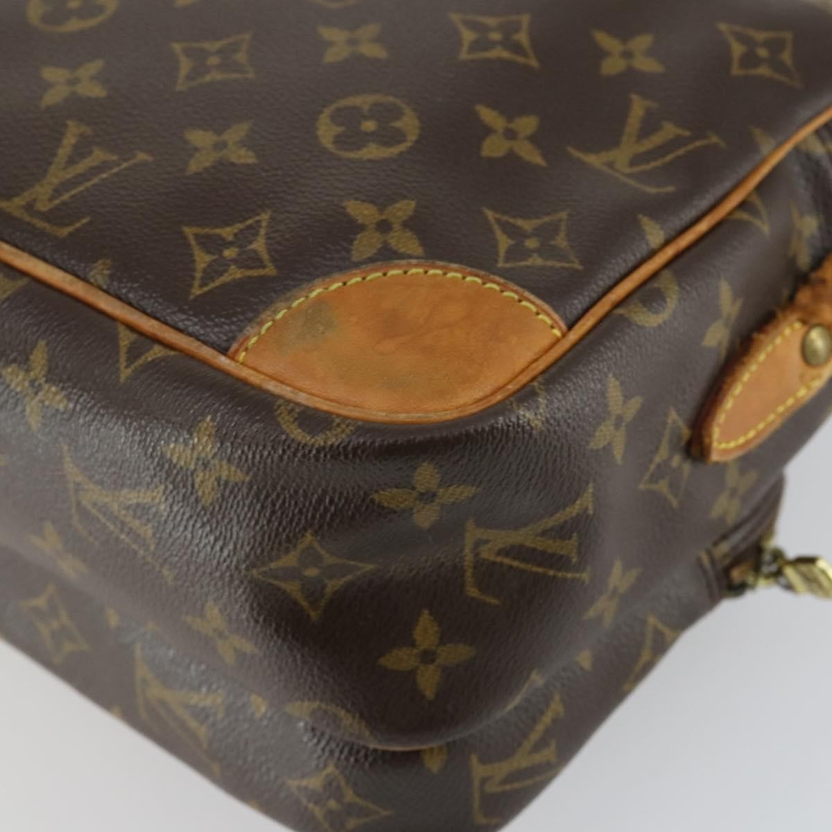 Louis Vuitton LOUIS VUITTON Monogram Nile Shoulder Bag M45244 LV Authentic 161875