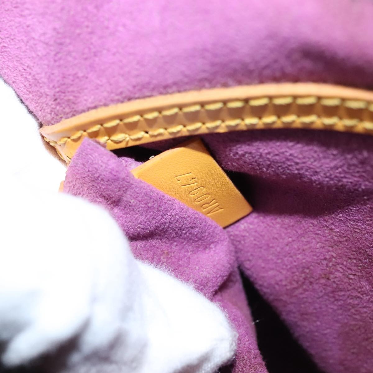 Louis Vuitton LOUIS VUITTON Epi Alma Hand Bag Yellow M52149 LV Authentic 107462